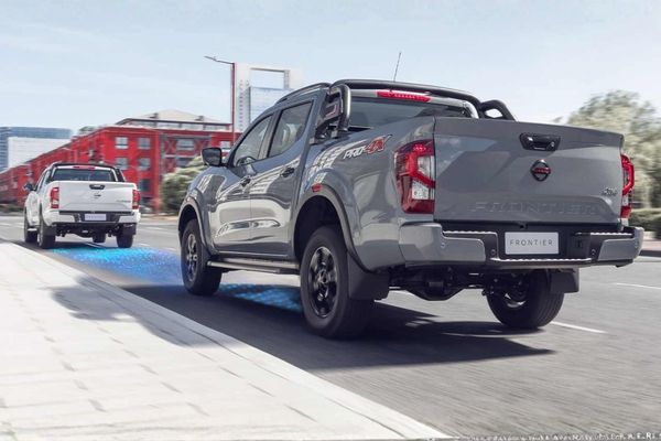 Nissan Intelligent Mobility — tecnología de seguridad Frontier