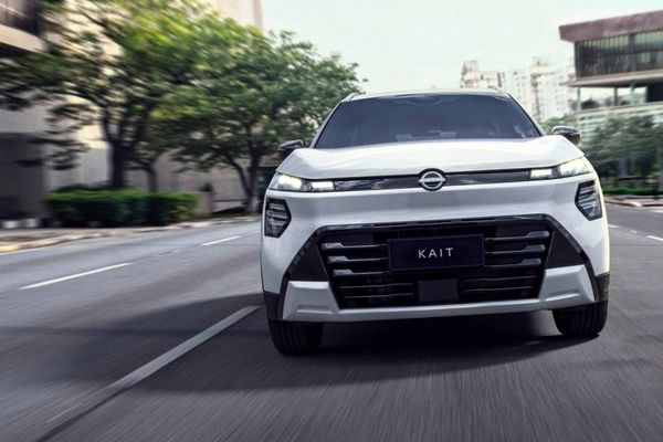 Diseño exterior NISSAN Kait 2026 — faros LED