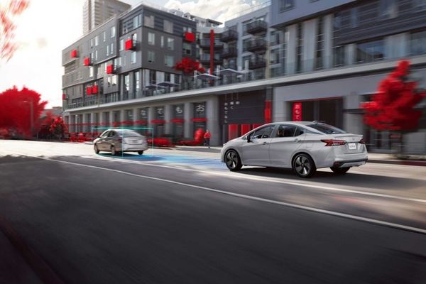Nissan Intelligent Mobility — seguridad activa NISSAN Versa